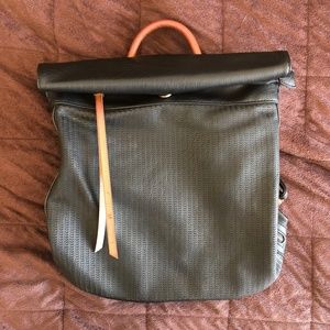 Chillx by Le Miel Backpack in Black